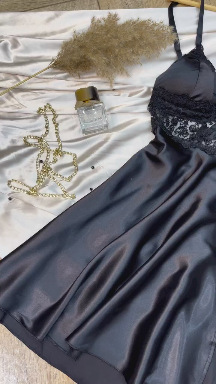 Silk-black padded cami