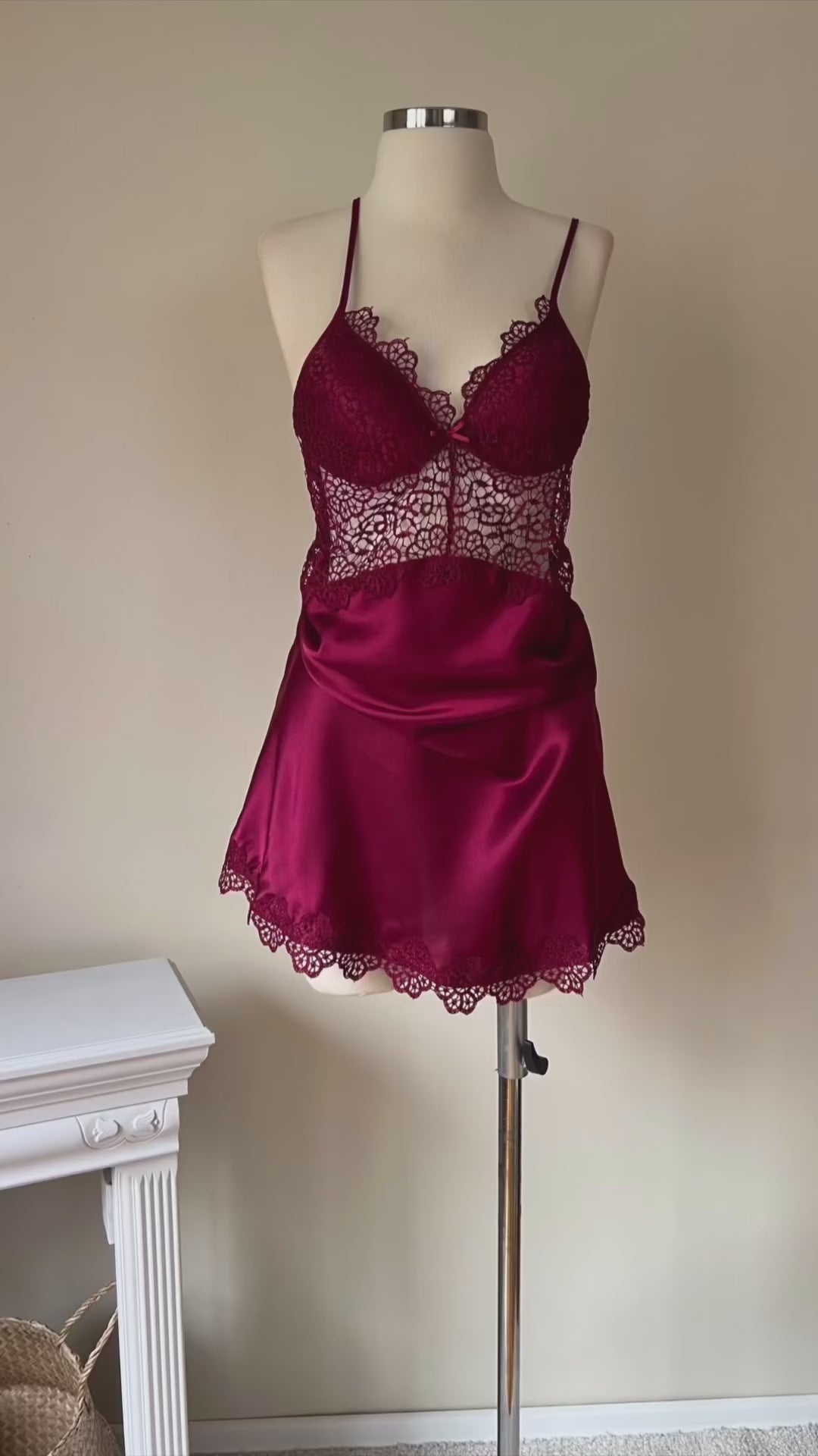 Silk padded cami,gown