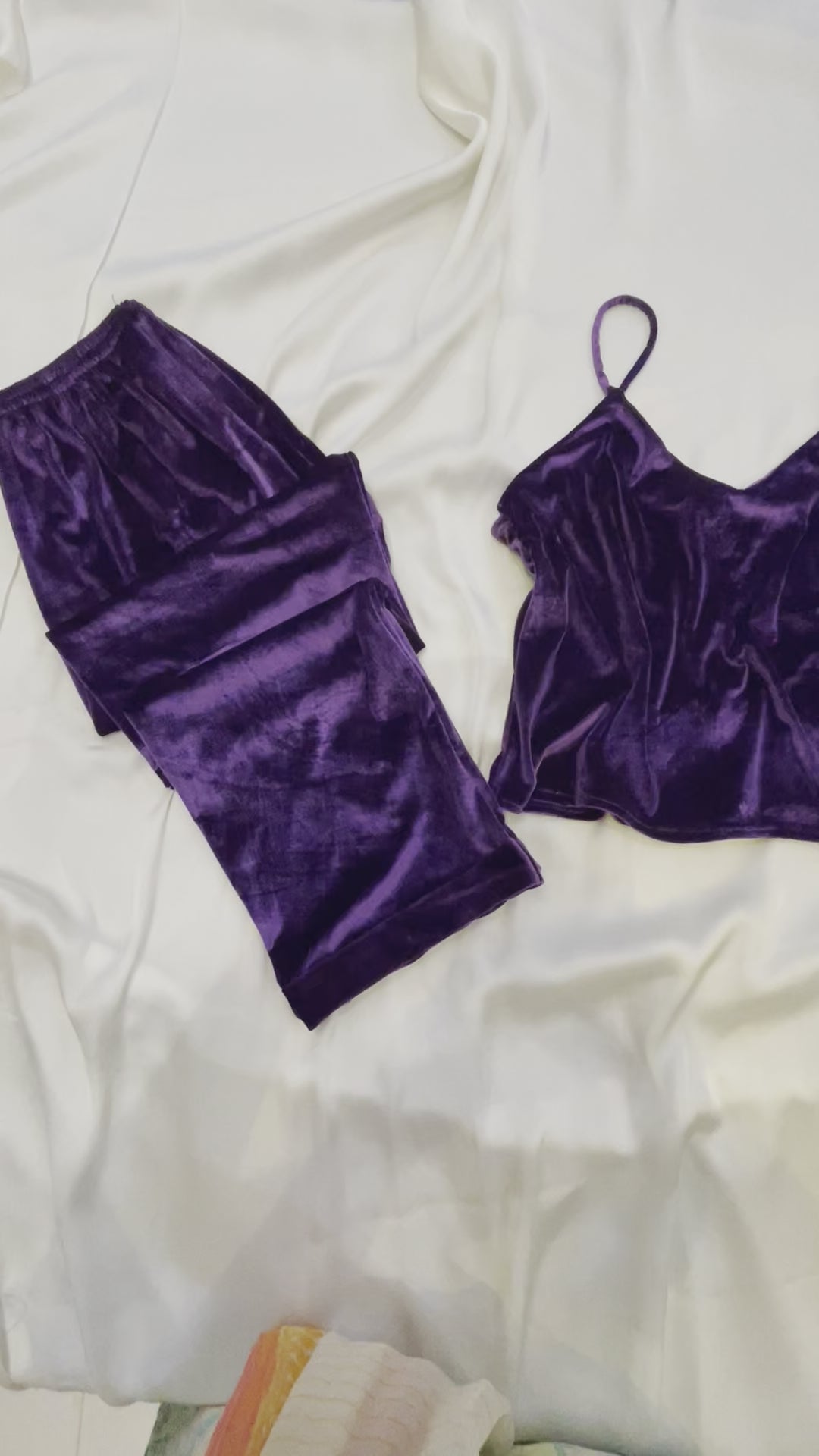Velvet crop trouser